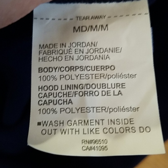 NWT Men's size M Under Armour hoodie - Picture 8 of 8